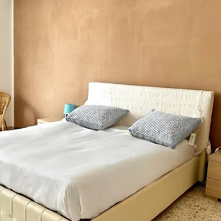 N287 - Numana, Trilocale Con Terrazzo In Centro
